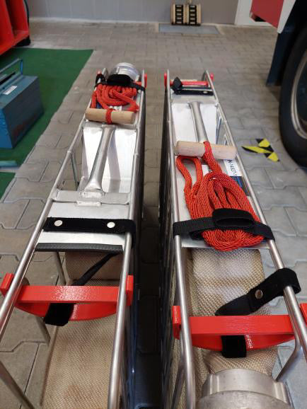 Clip / Schnellverschluss für Schlauchtragekorb nach DIN 14827 in Alternativer Montagerichtung. Der Clip ermöglicht ein leichtes öffnen und verschließen der Schlauchtragekörbe, auch mit Handschuhen und unter Stress