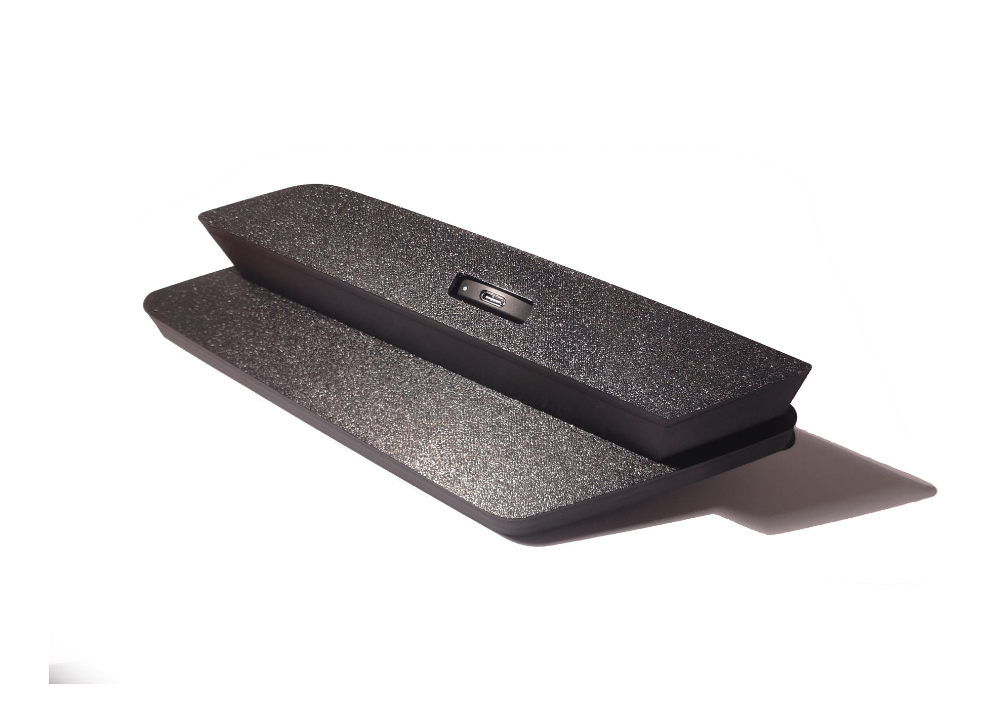 Ablagefach mit eingebautem Induktivladegerät (USB-C Buchse) für die Armlehne ähnlich zu Ablagefach Gadgetme aber mit Ladefunktion für Handys und mehr Platz von der Rückseite